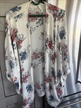 Floral Open-Front Drape Kimono Jacket - White with Pink & Blue Floral size large